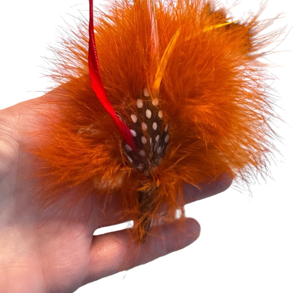 Lovely vintage orange feather handmade scottish celtic kilt pin brooch